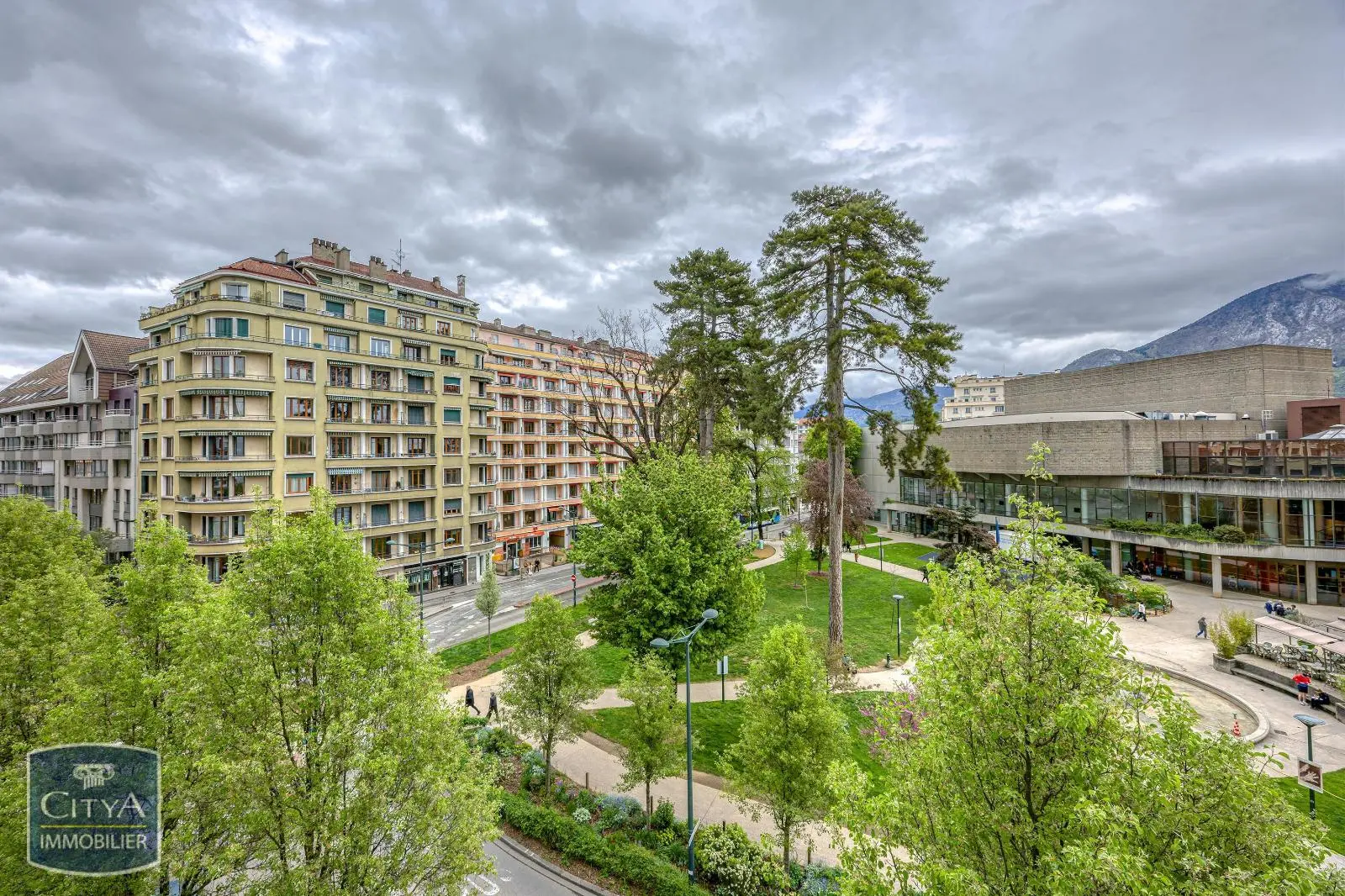 Photo 1 Appartement 2 pièces 46m²