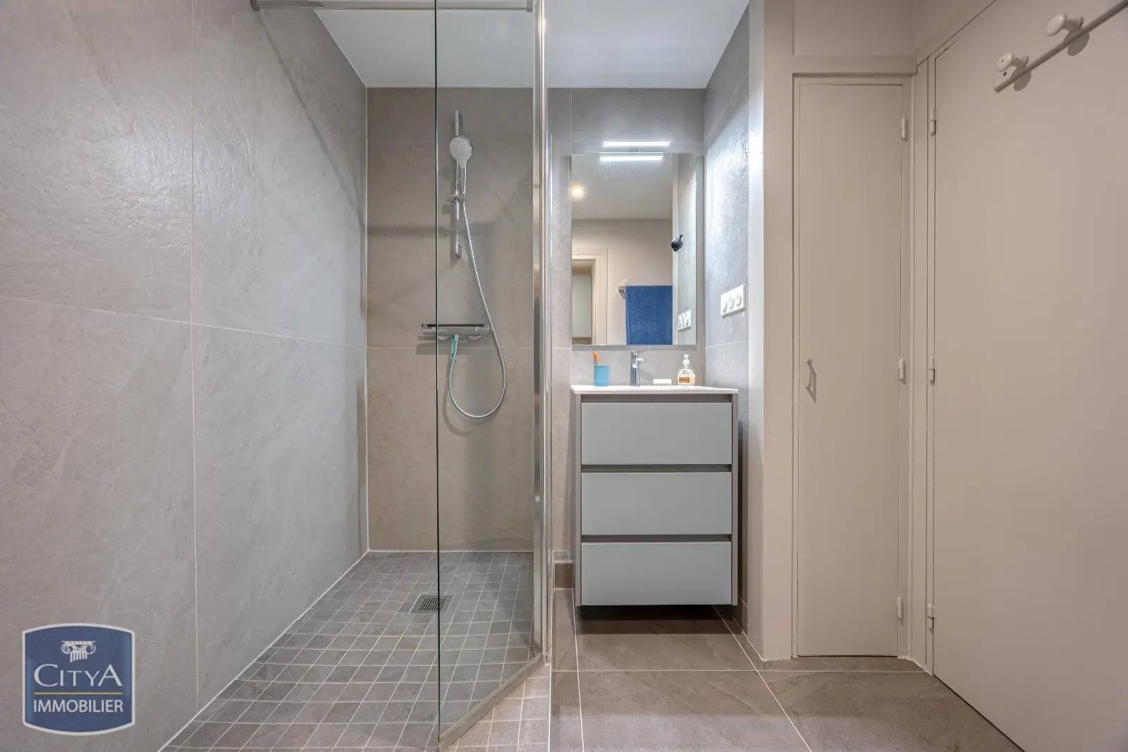 Photo 9 Appartement 6 pièces 129m²