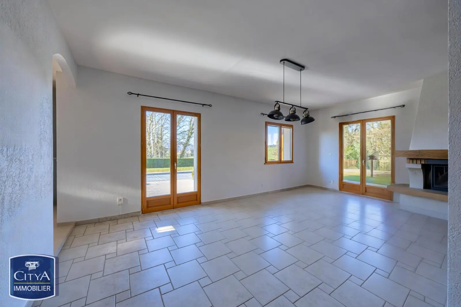 Photo 3 Maison 7 pièces 180m²