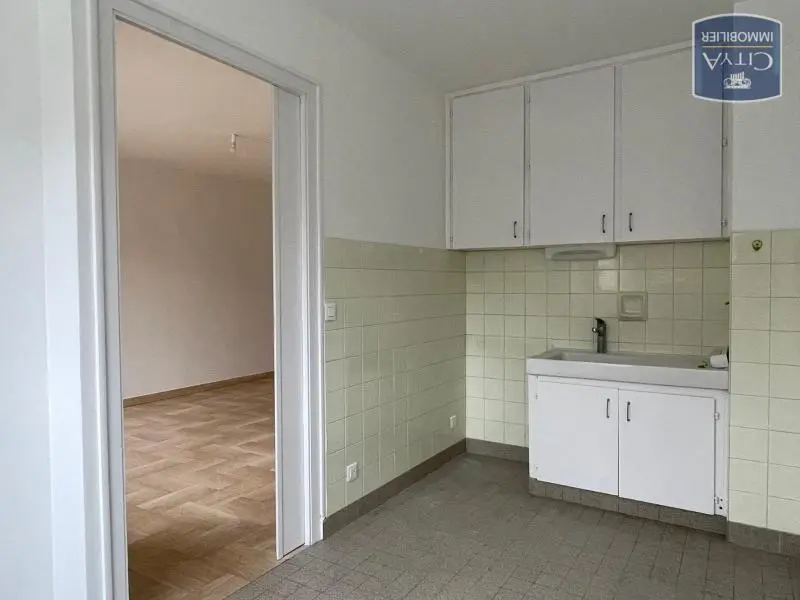 Photo 3 Appartement 1 pièce 37m²