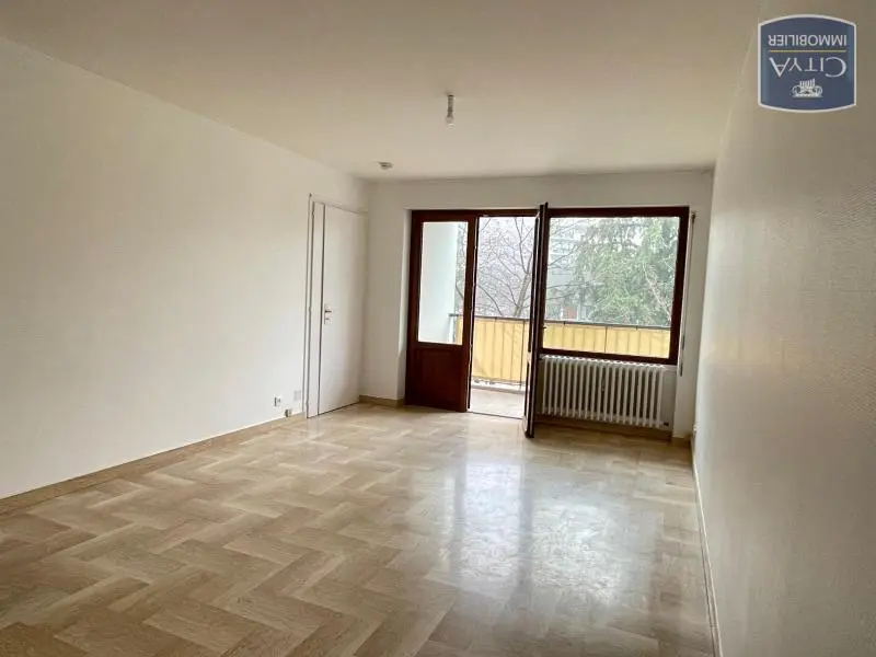 Photo 2 Appartement 1 pièce 37m²