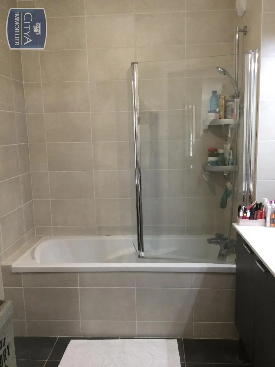 Photo 2 Appartement 4 pièces 76.79m²