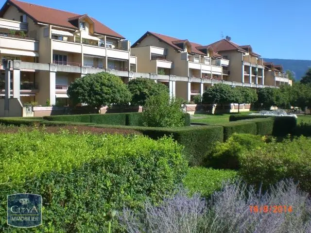 Photo 1 Parking