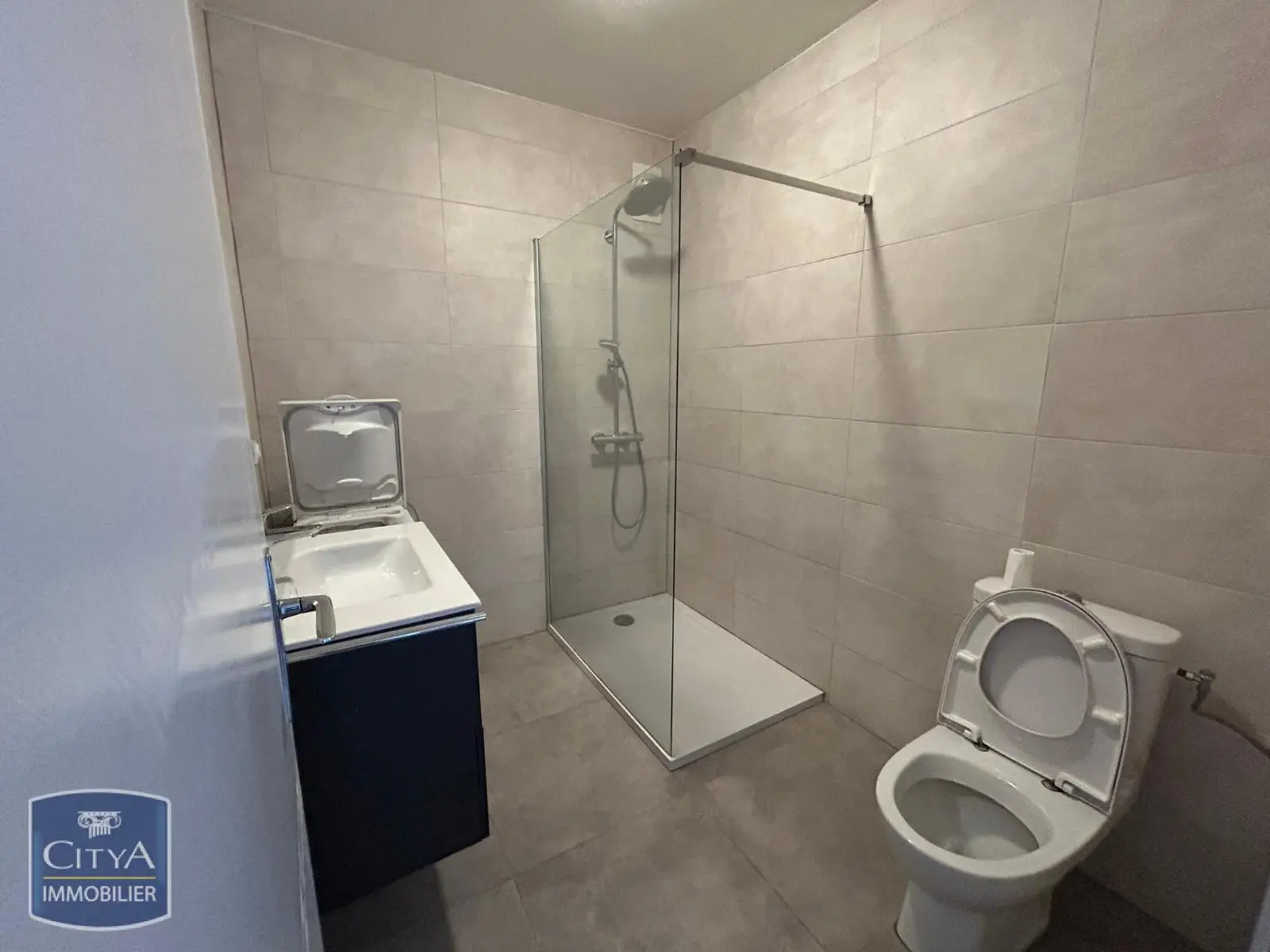 Photo 5 Appartement 1 pièce 37m²