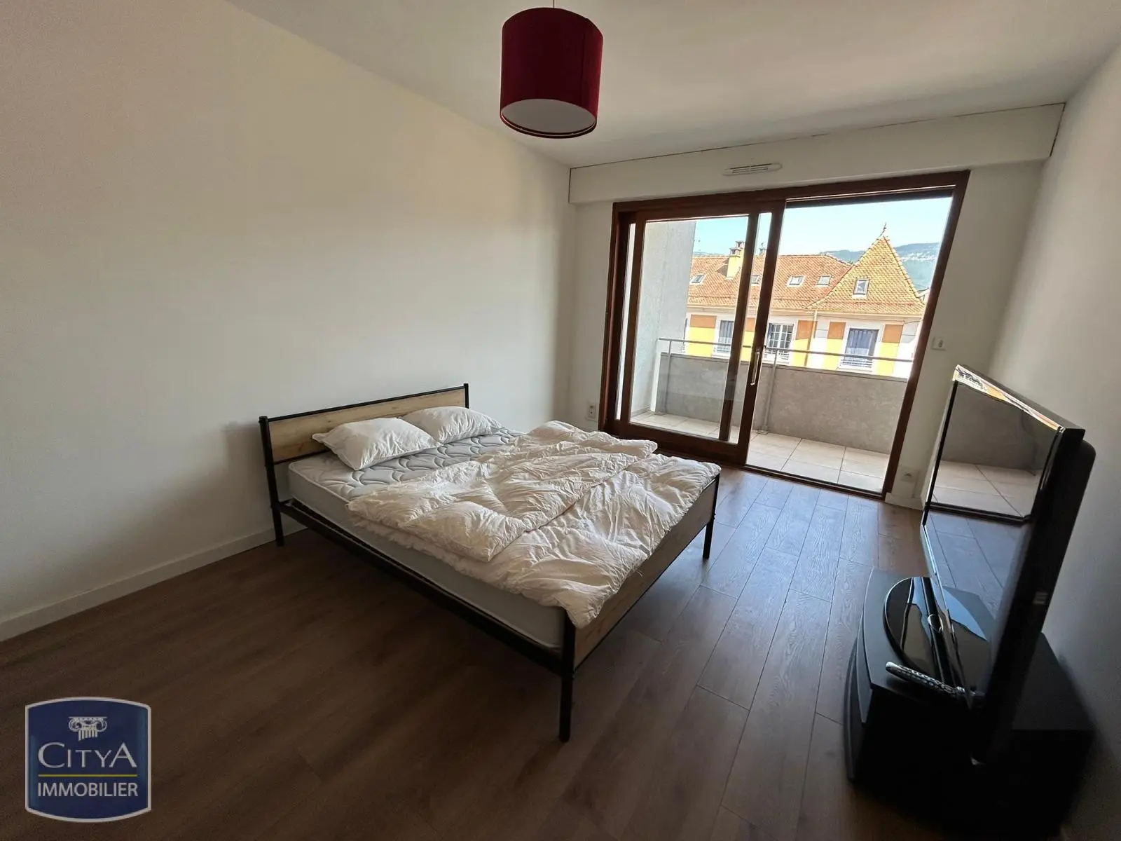 Photo 2 Appartement 1 pièce 37m²