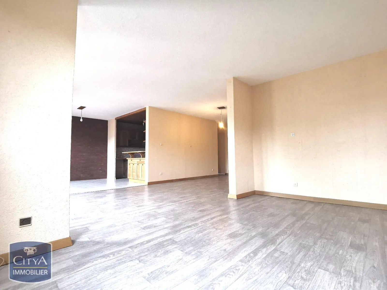 Photo 1 Appartement 3 pièces 98m²