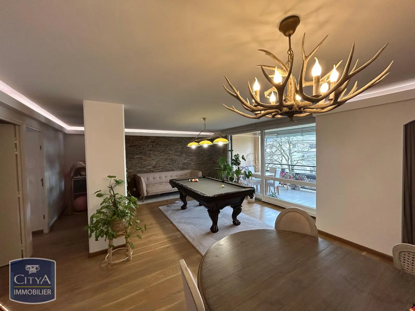 Photo 4 Appartement 5 pièces 130m²