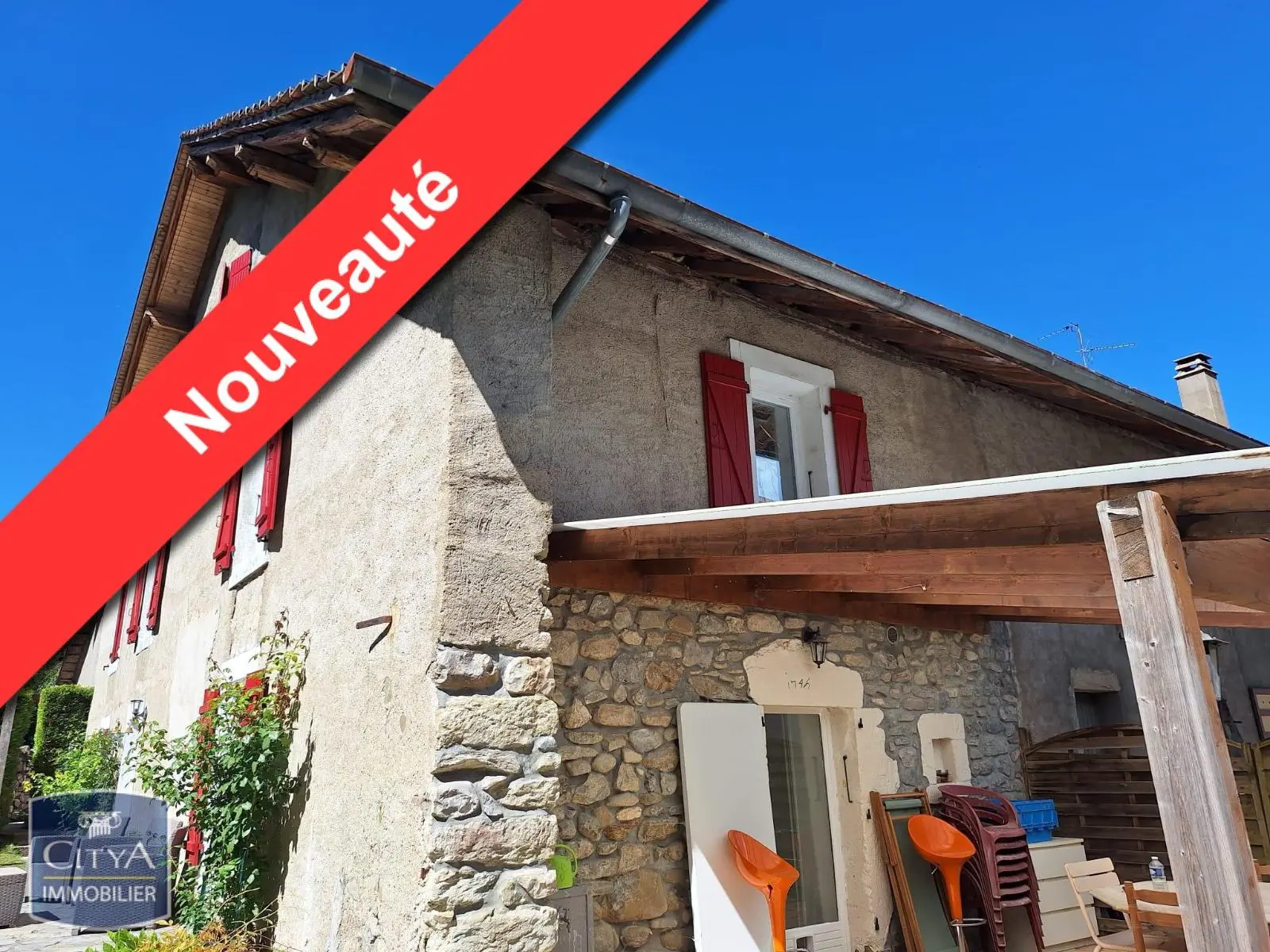 Photo 1 Maison 5 pièces 148m²