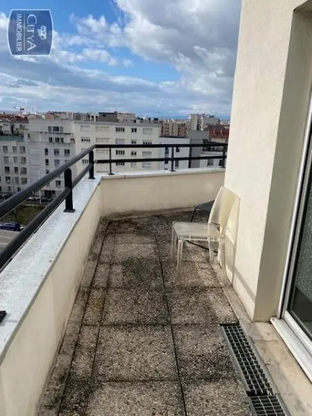 Photo 1 Appartement 1 pièce 39.81m²
