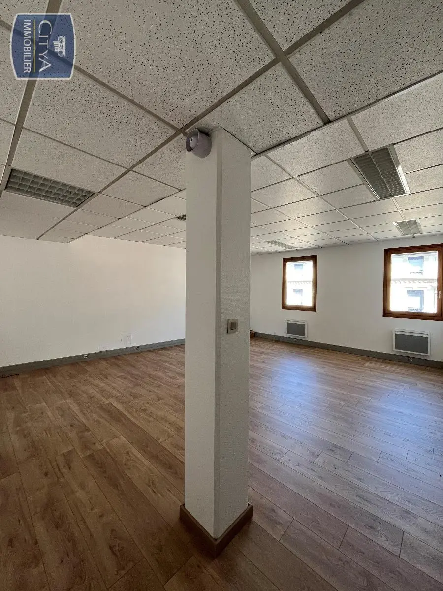Photo 1 Local Commercial 70m²