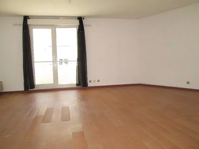 Illustration pour Appartement 2 pièces 56.48m² Photo Appartement 2 pièces 56.48m²