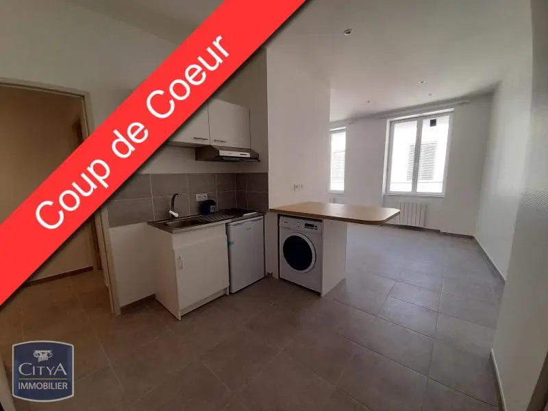 Photo 1 Appartement 1 pièce 31.66m²
