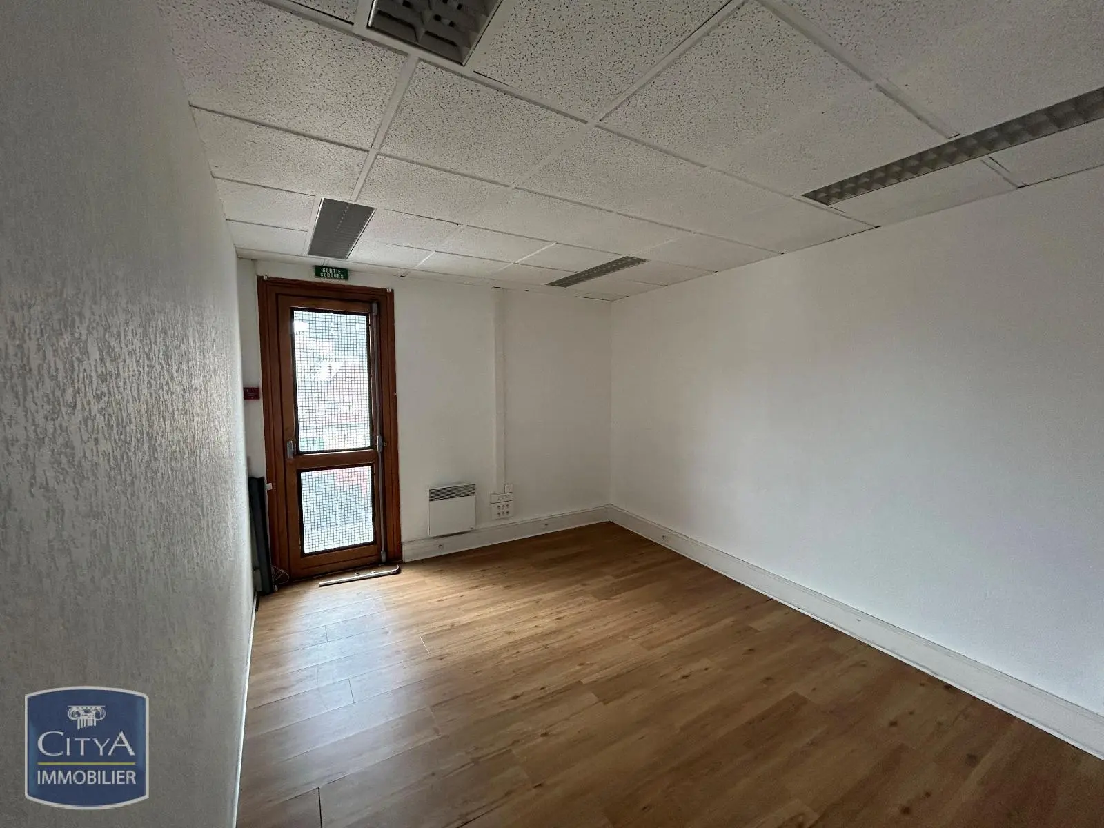 Photo 3 Local Commercial 73m²
