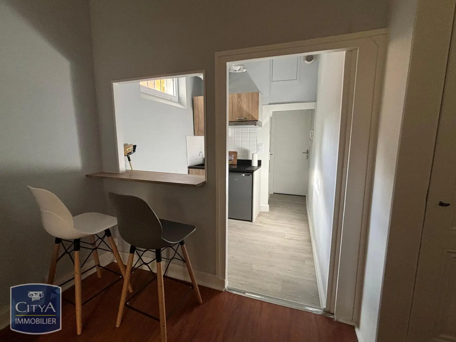 Photo 3 Appartement 1 pièce 28.48m²