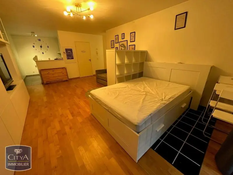 Photo 2 Appartement 1 pièce 43.6m²
