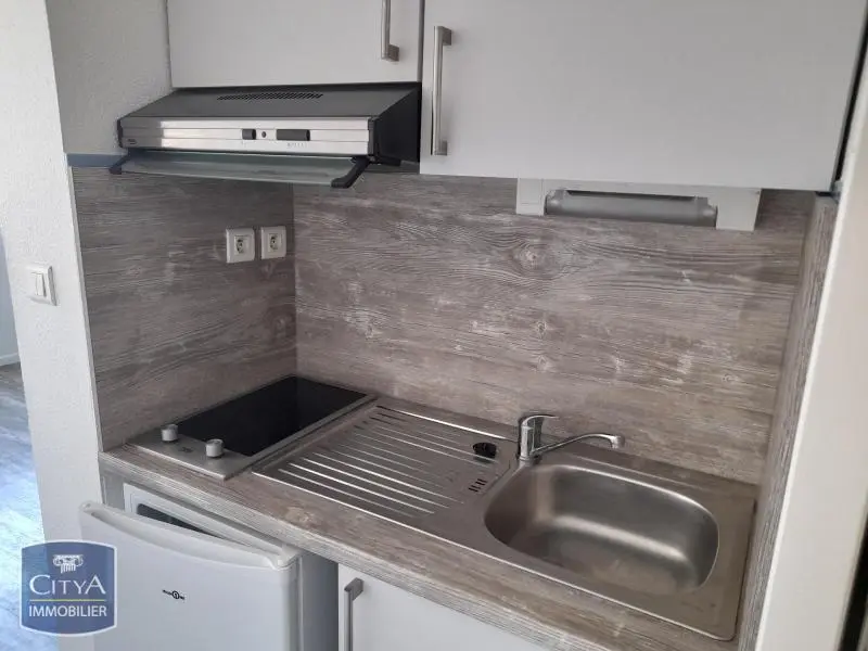 Photo 2 Appartement 1 pièce 19.93m²