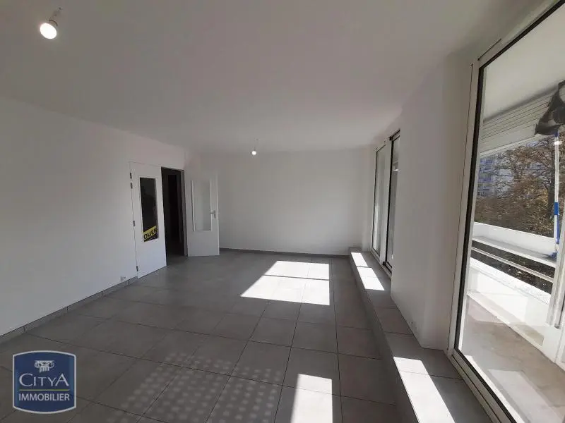 Photo 1 Appartement 3 pièces 70.71m²