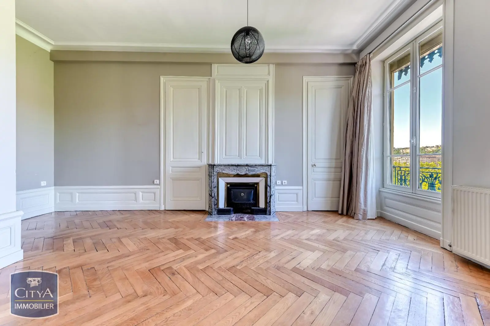 Photo 9 Appartement 5 pièces 187.92m²