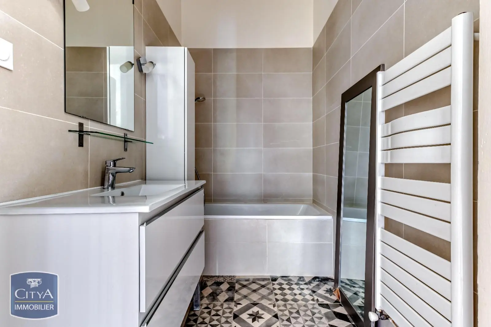 Photo 17 Appartement 5 pièces 187.92m²