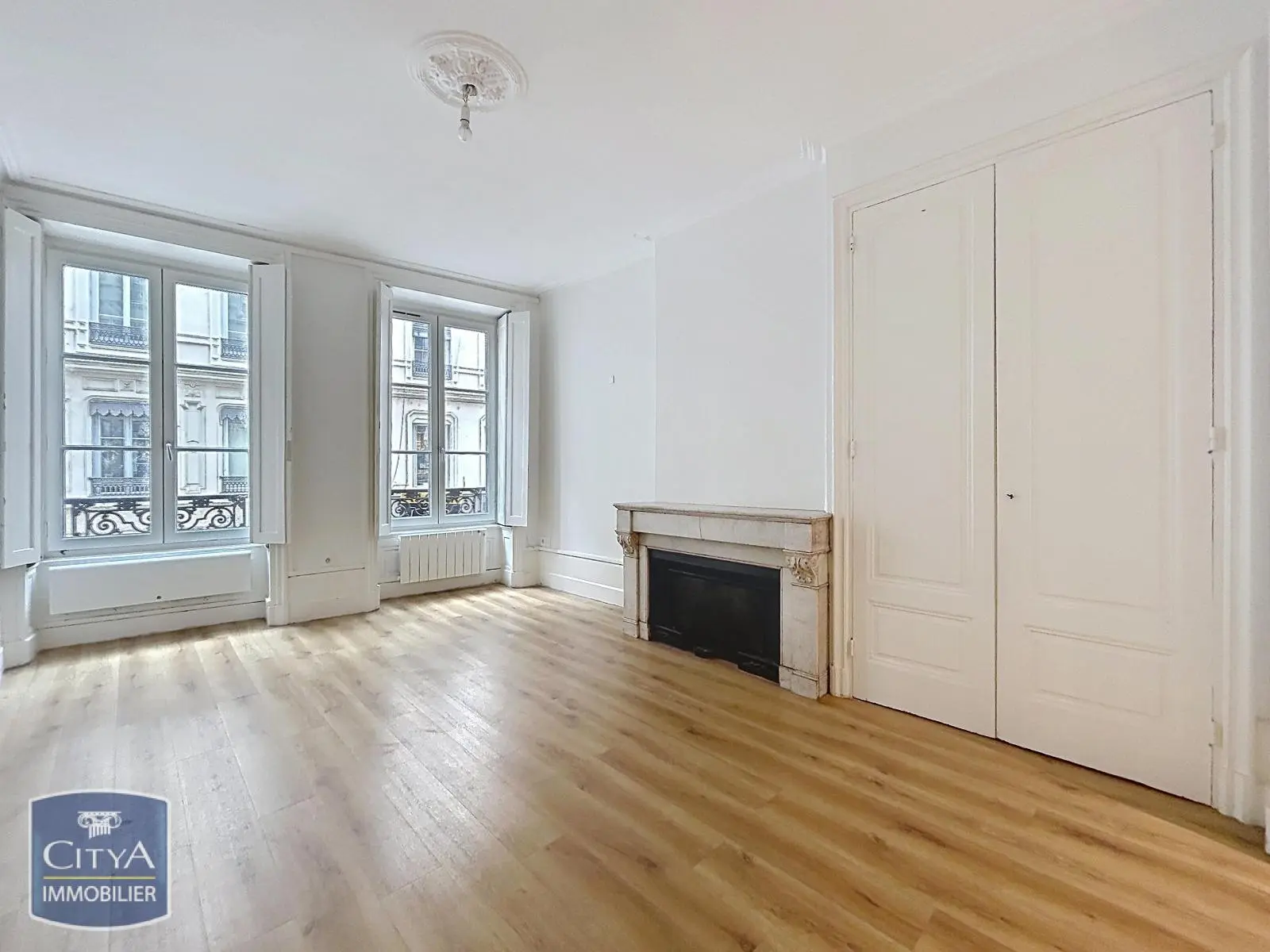 Photo 1 Appartement 4 pièces 96.1m²