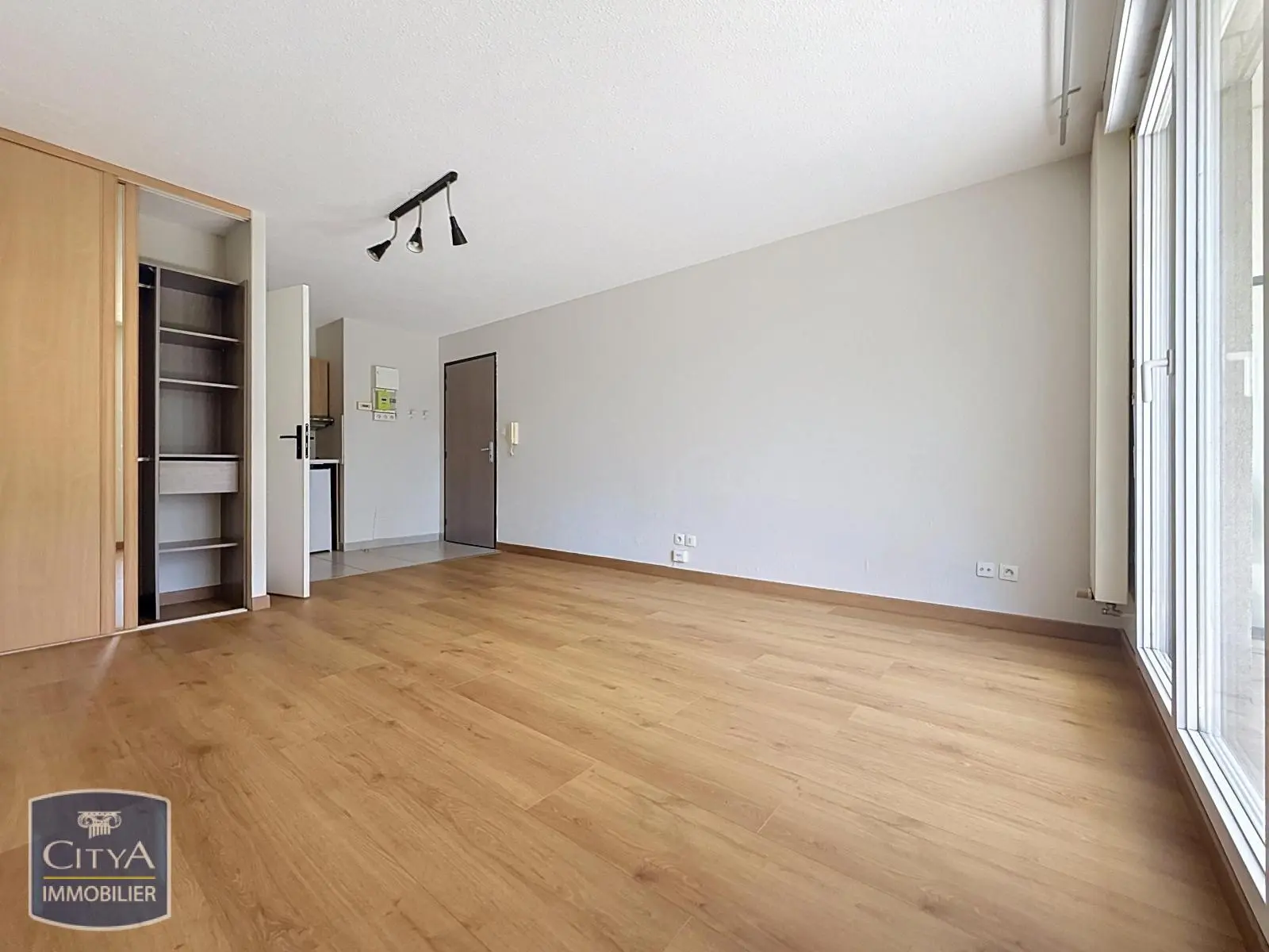 Photo 7 Appartement 1 pièce 22.7m²