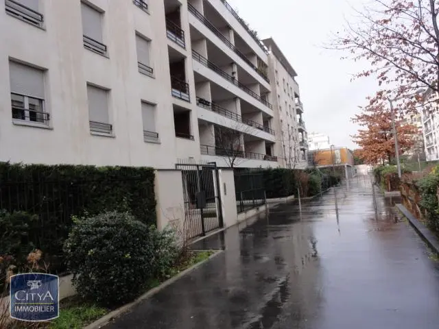 à louer 2 pièces 69003 proche metro sans soucis