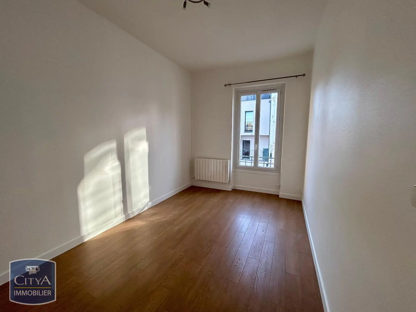 Photo 1 Appartement 1 pièce 23.83m²