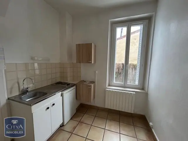 Photo 2 Appartement 1 pièce 24.06m²
