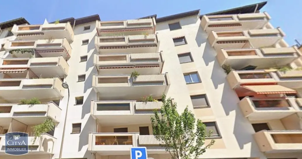 Photo 1 Appartement 1 pièce 24.17m²