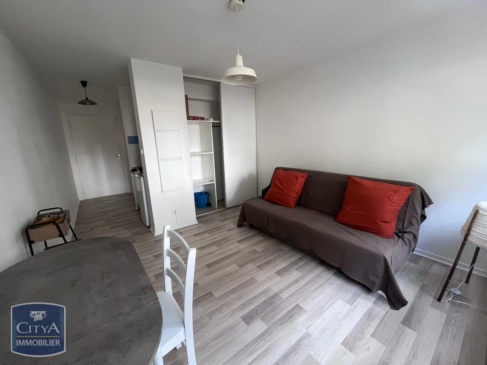 Photo 2 Appartement 1 pièce 20.93m²