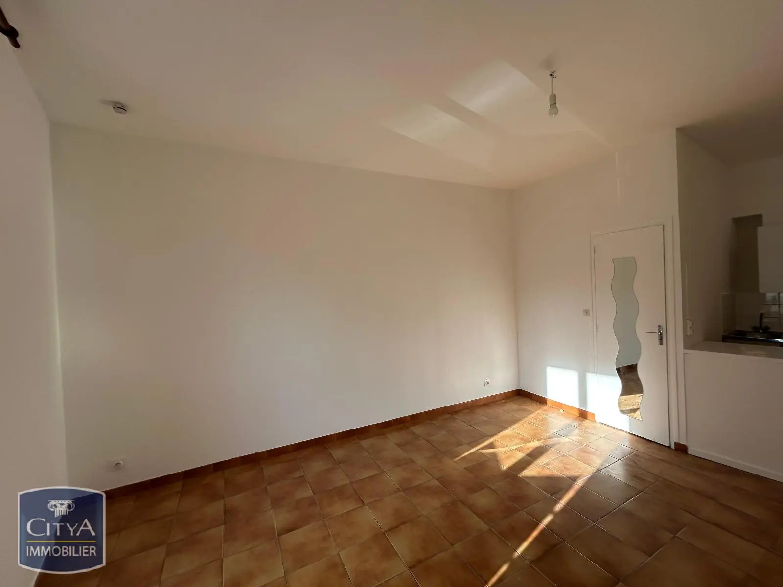 Photo 1 Appartement 1 pièce 23.13m²