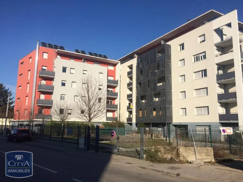 à louer joli 1 pièce 69100 Villeurbanne