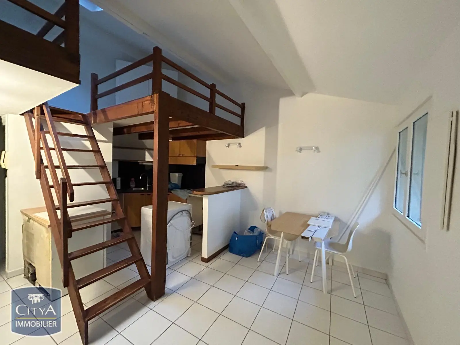 Photo 1 Appartement 1 pièce 24.07m²
