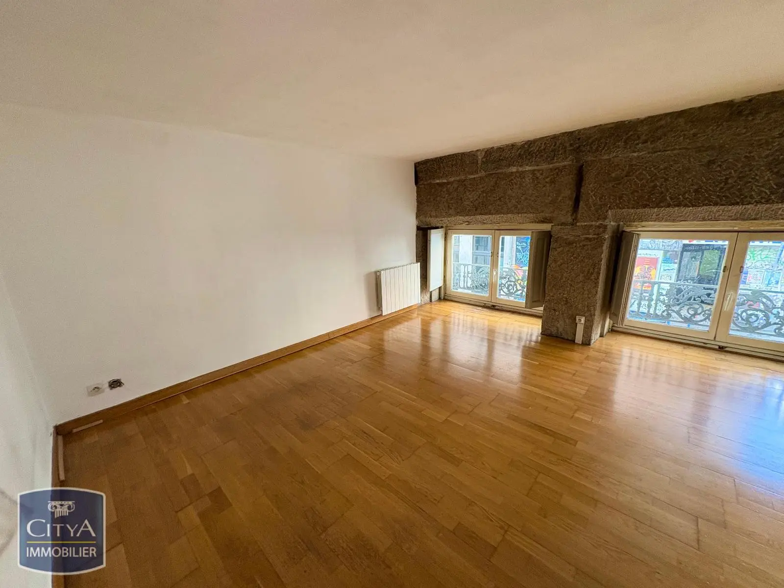 Photo 1 Appartement 1 pièce 28.84m²