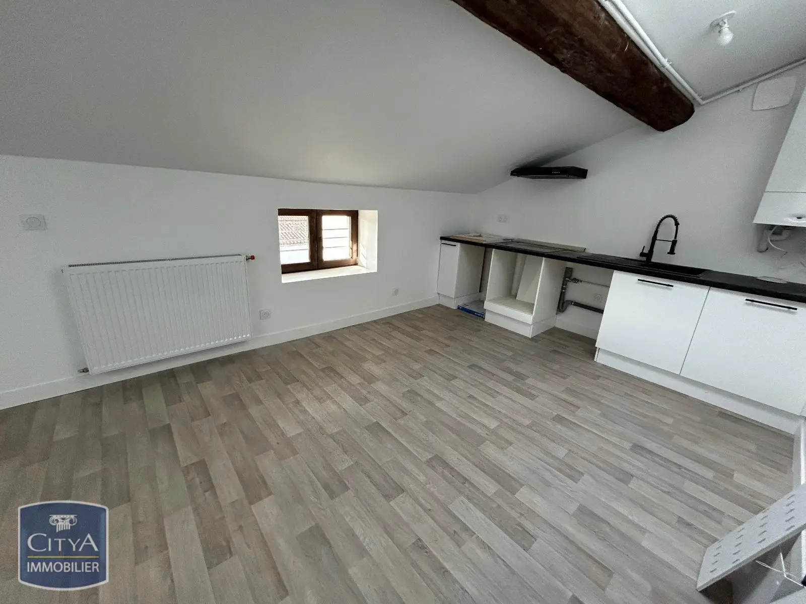 Photo 2 Appartement 3 pièces 32.05m²