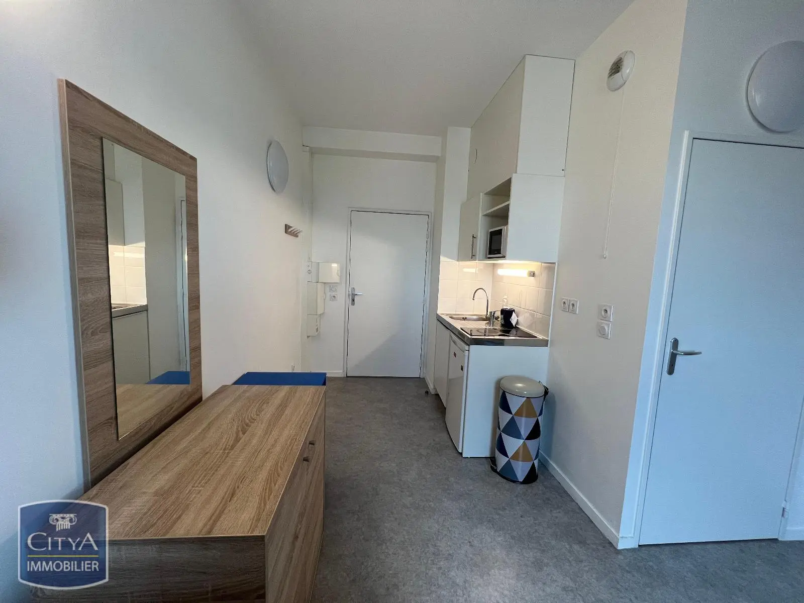 Photo 3 Appartement 1 pièce 18.25m²
