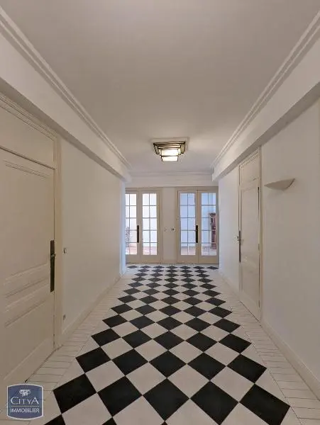 Photo 3 Appartement 5 pièces 168m²