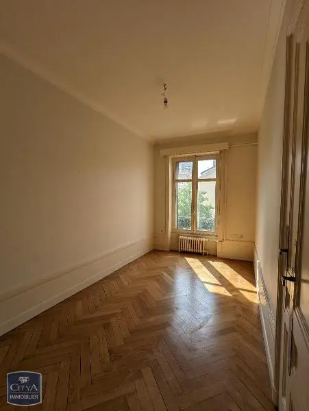 Photo 11 Appartement 5 pièces 168m²