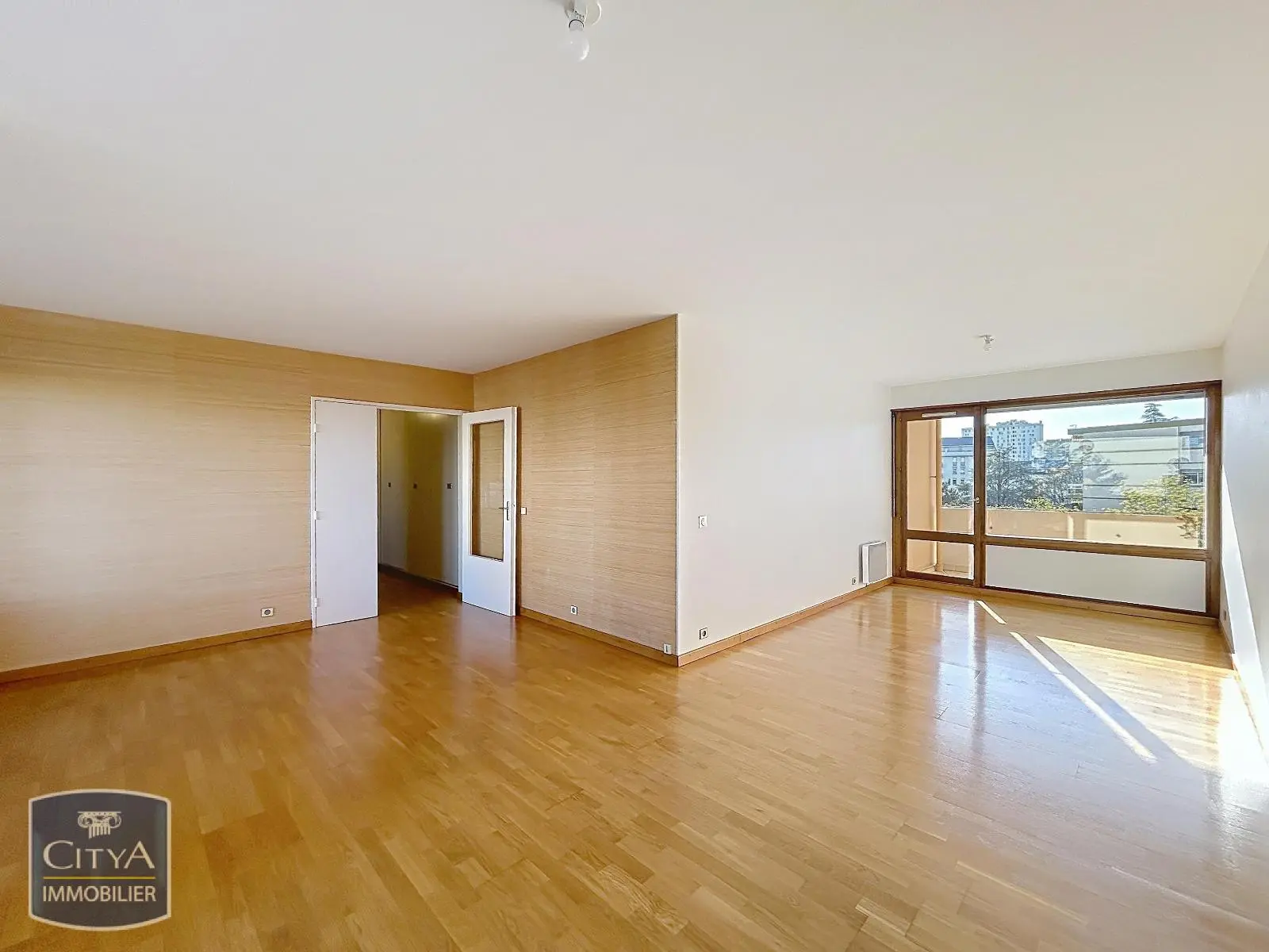 Photo 1 Appartement 4 pièces 93.02m²