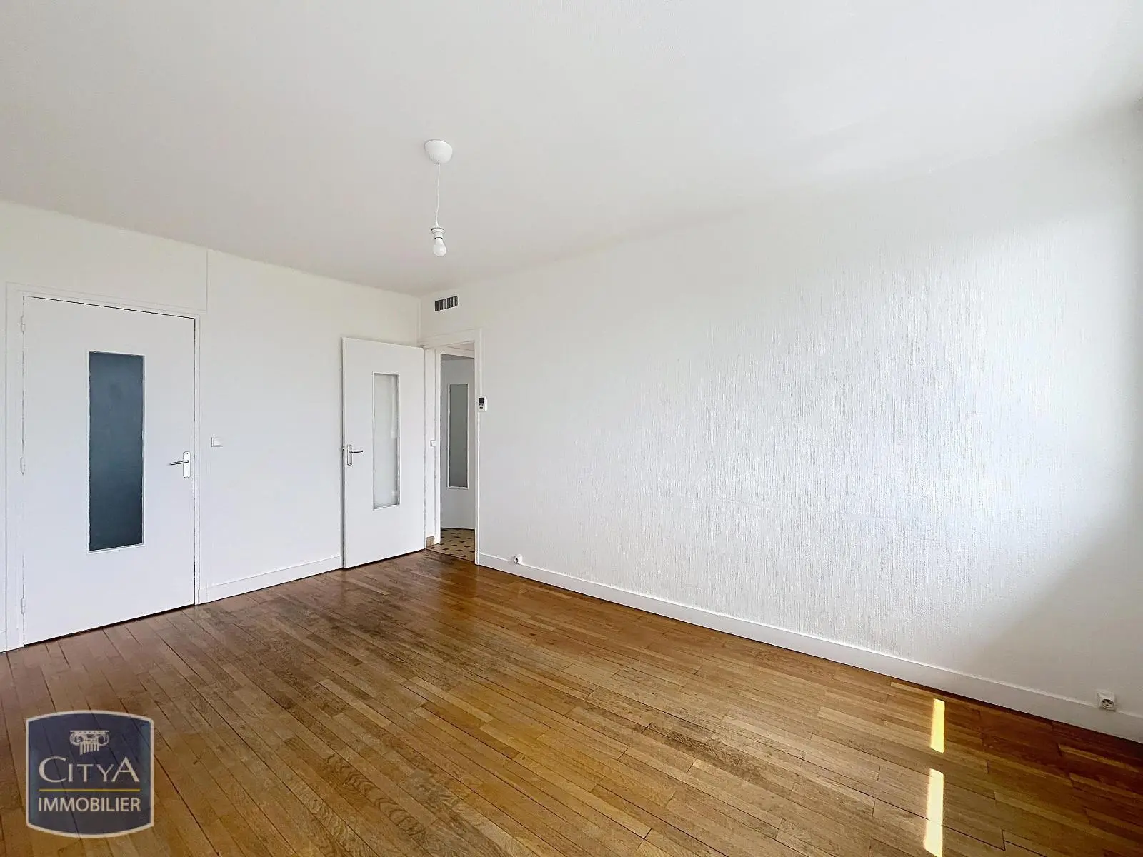 Photo 1 Appartement 4 pièces 71.76m²
