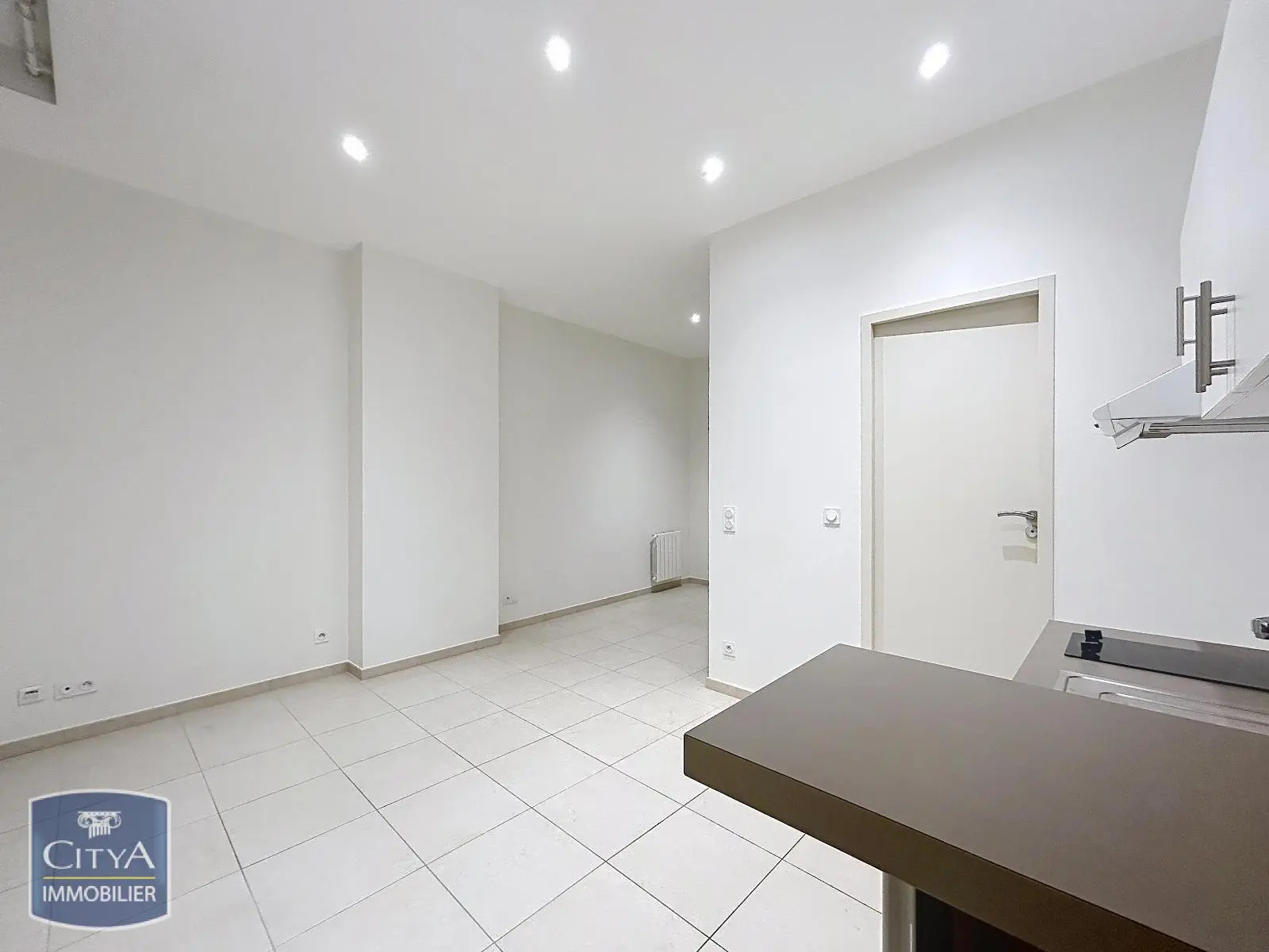 Photo 1 Appartement 1 pièce 32.2m²