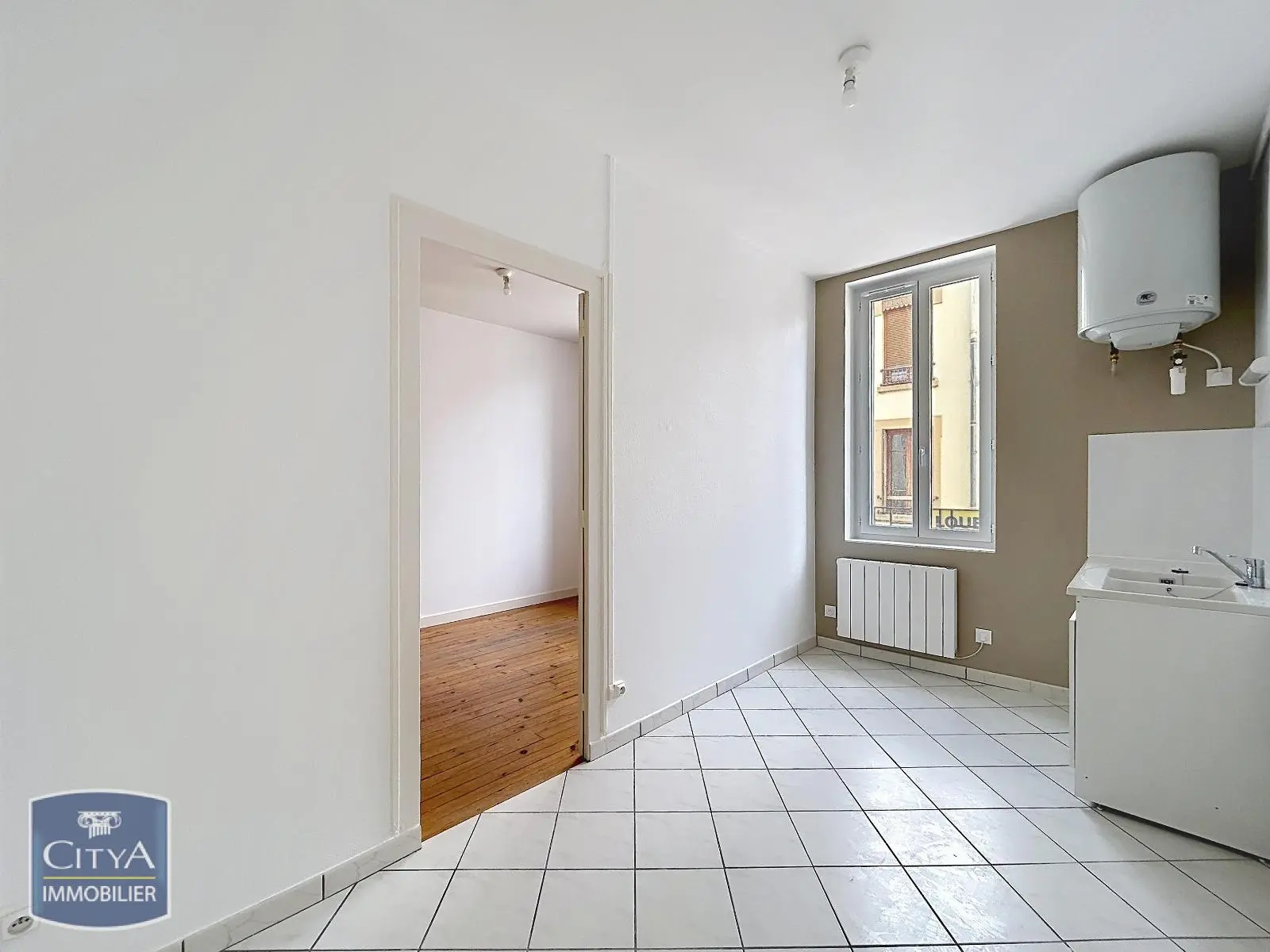 Photo 3 Appartement 1 pièce 30.41m²