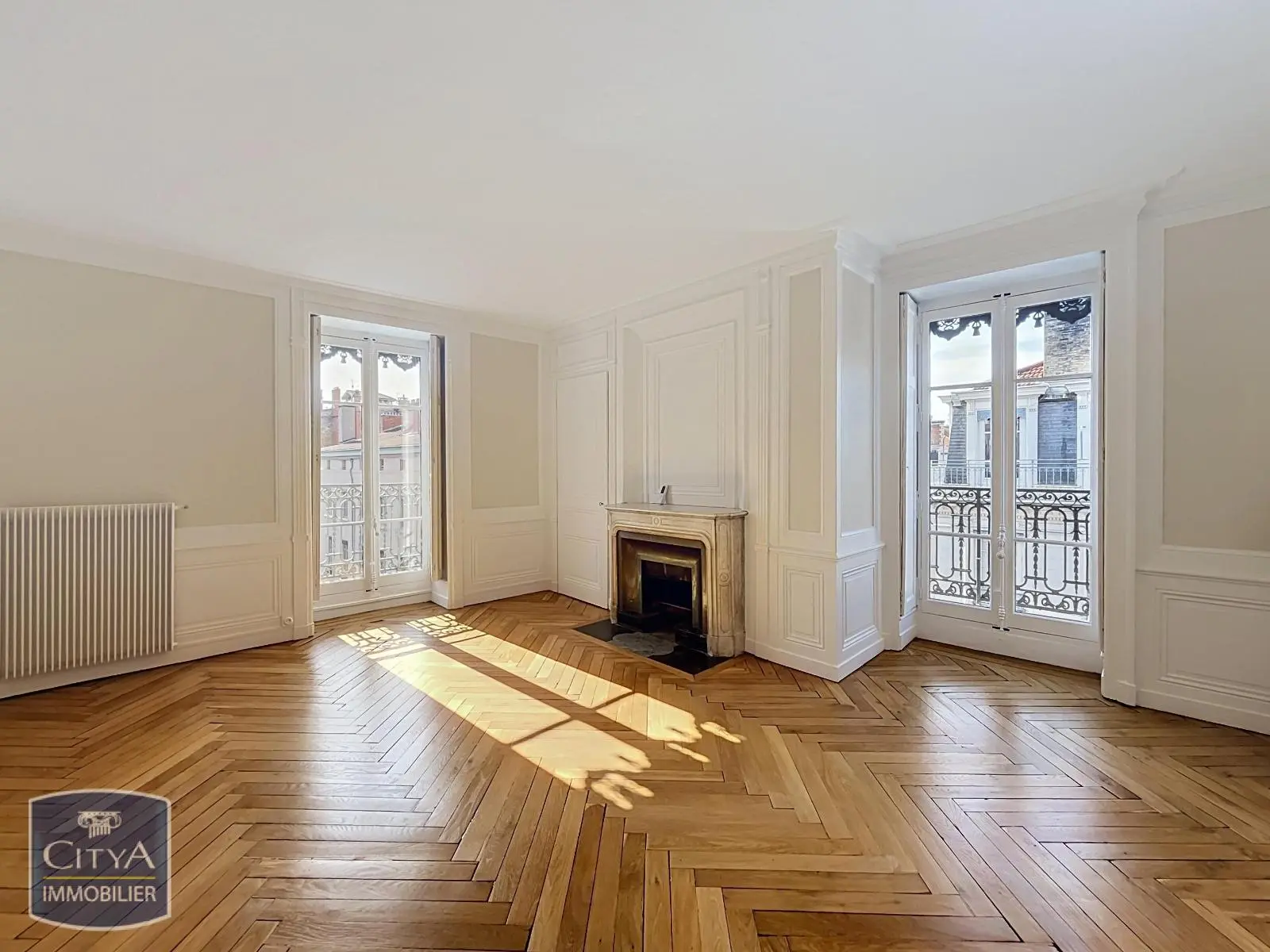 Photo 1 Appartement 4 pièces 112.03m²