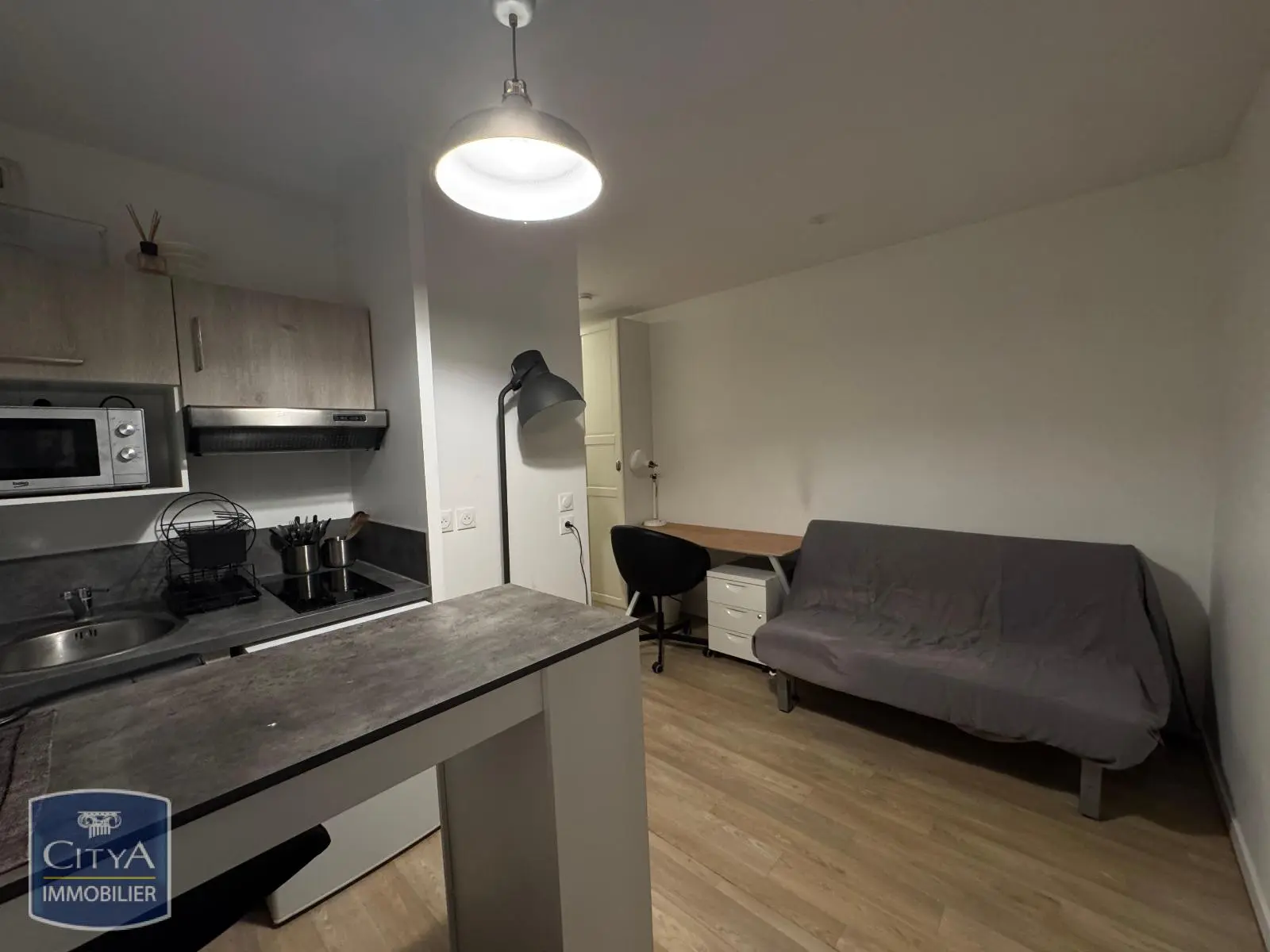 Photo 2 Appartement 1 pièce 18.33m²