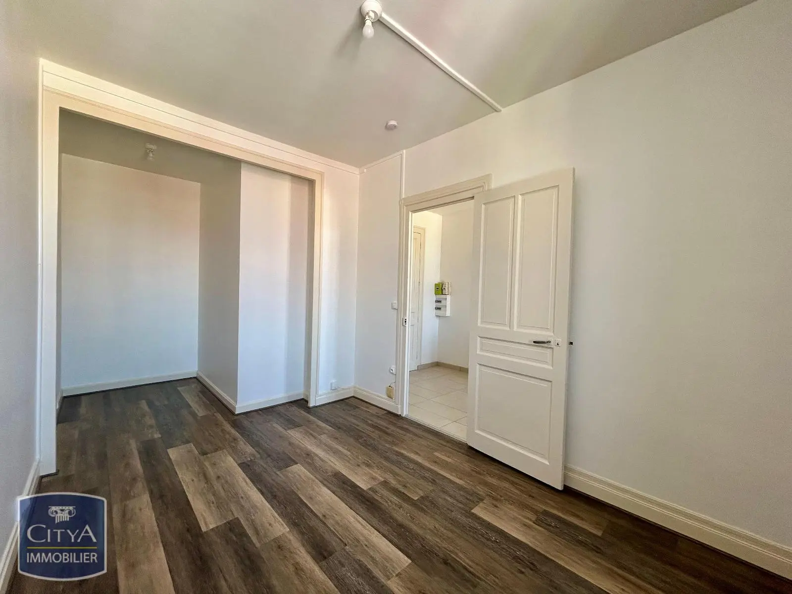 Photo 3 Appartement 1 pièce 25.11m²