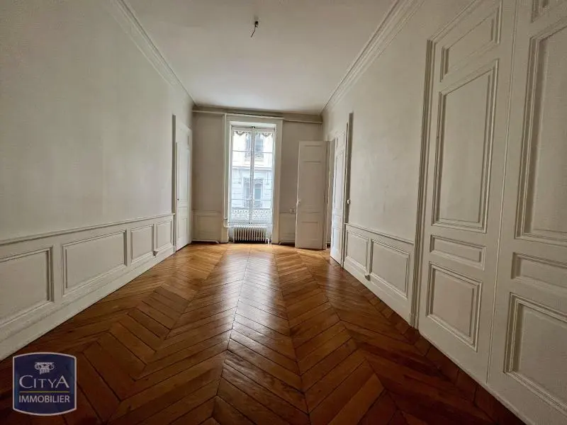 Photo 6 Appartement 7 pièces 226.13m²