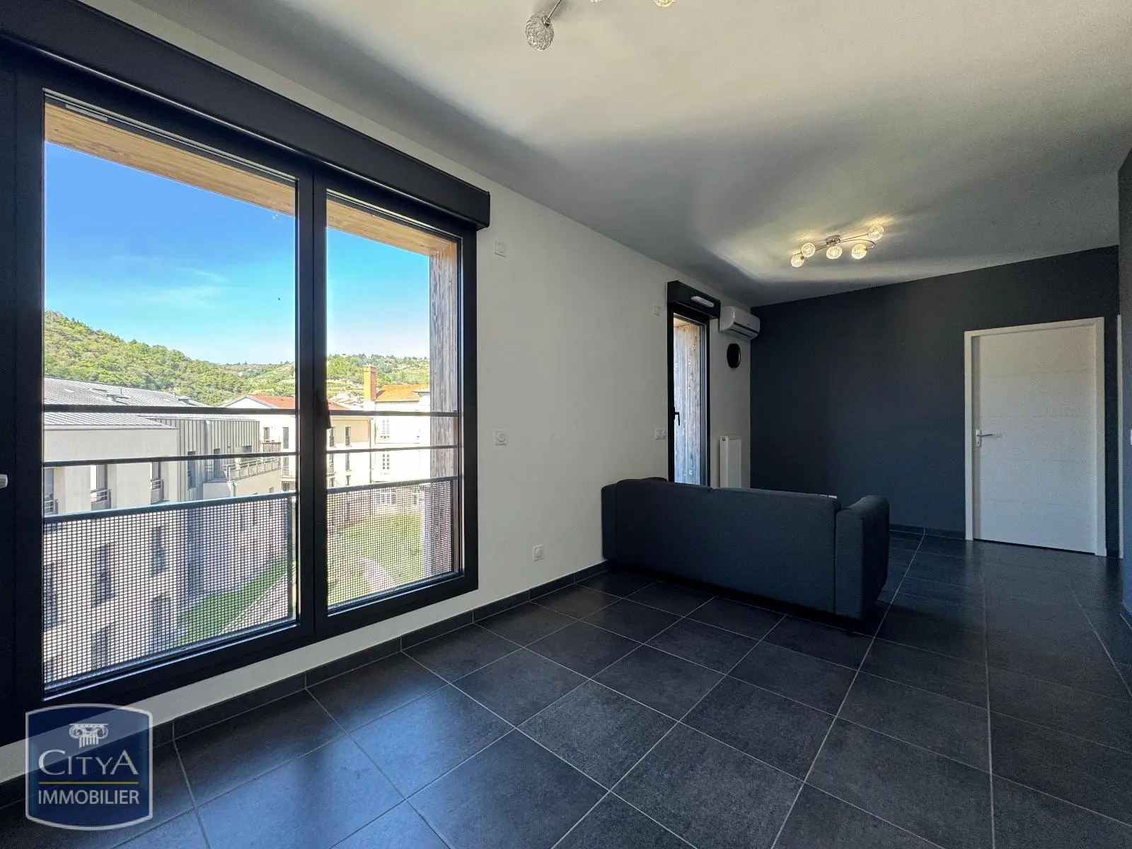 Photo 1 Appartement 3 pièces 57.51m²