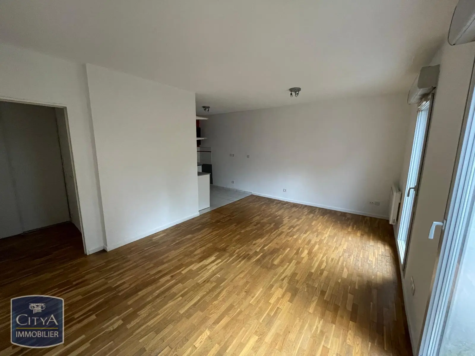 Photo 4 Appartement 1 pièce 31.72m²