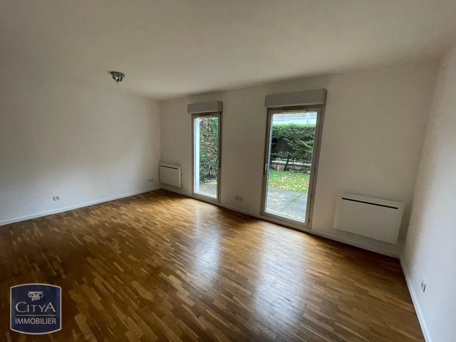 Photo 1 Appartement 1 pièce 31.72m²