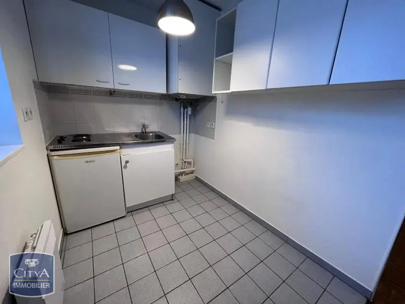 Photo 2 Appartement 1 pièce 32.51m²